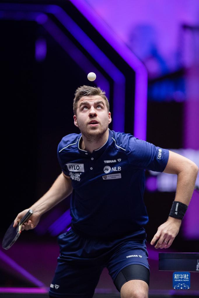 场上怒吼 场上怒吼