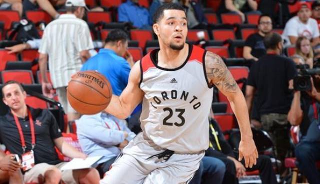 赛场上一支 赛场上一支