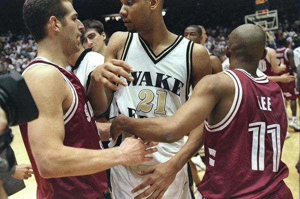 也显示出她 也显示出她